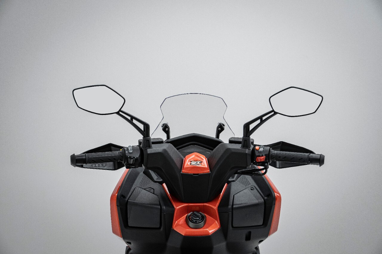 Kymco: si amplia la famiglia DTX 360